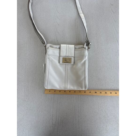 Tignanello White Faux Leather Purse Bag Pockets clean girl coastal grandma - Picture 4 of 8